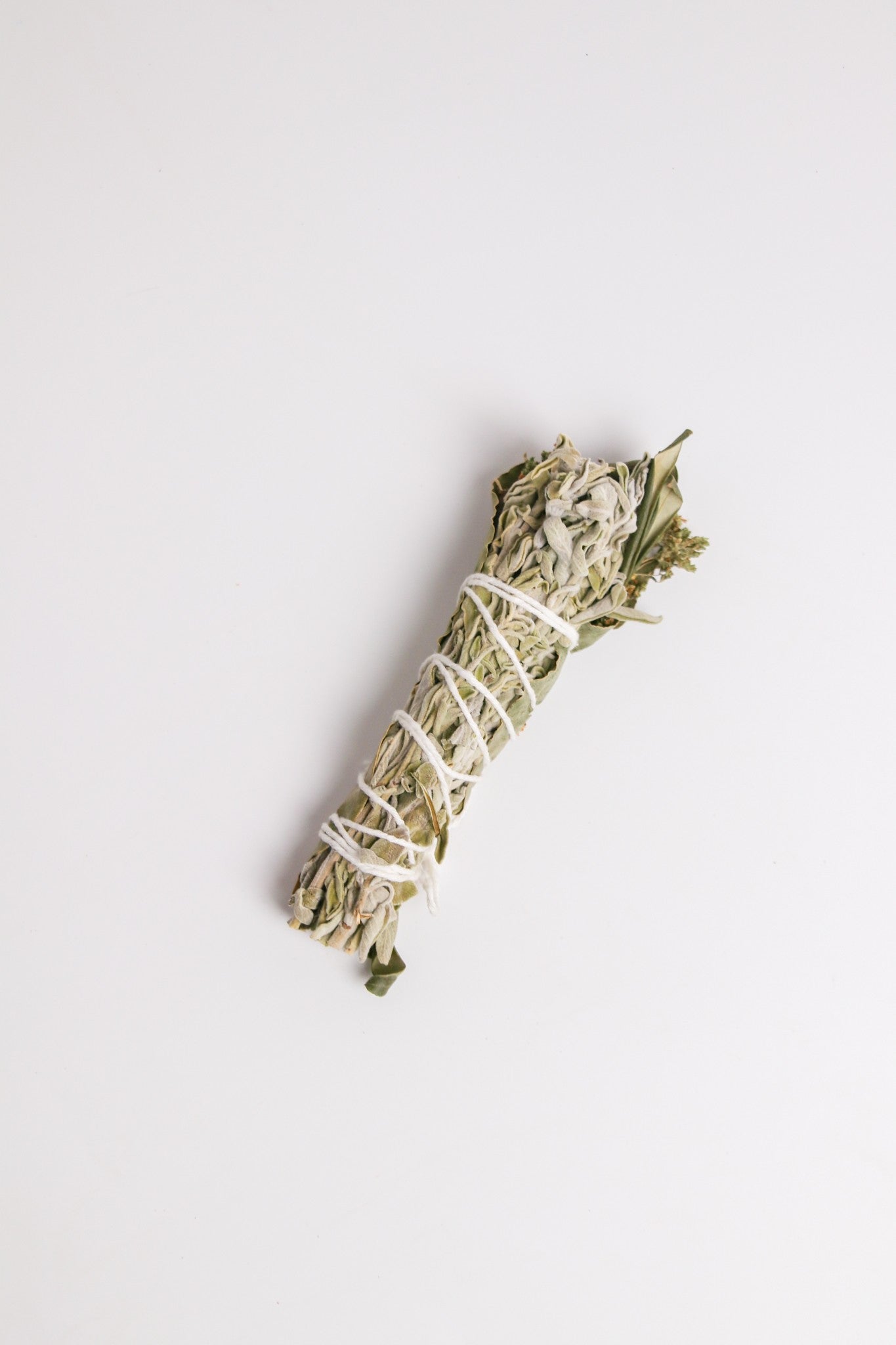 Kekik Biberiye Defne Adaçayı Zeytin Tütsü Demeti