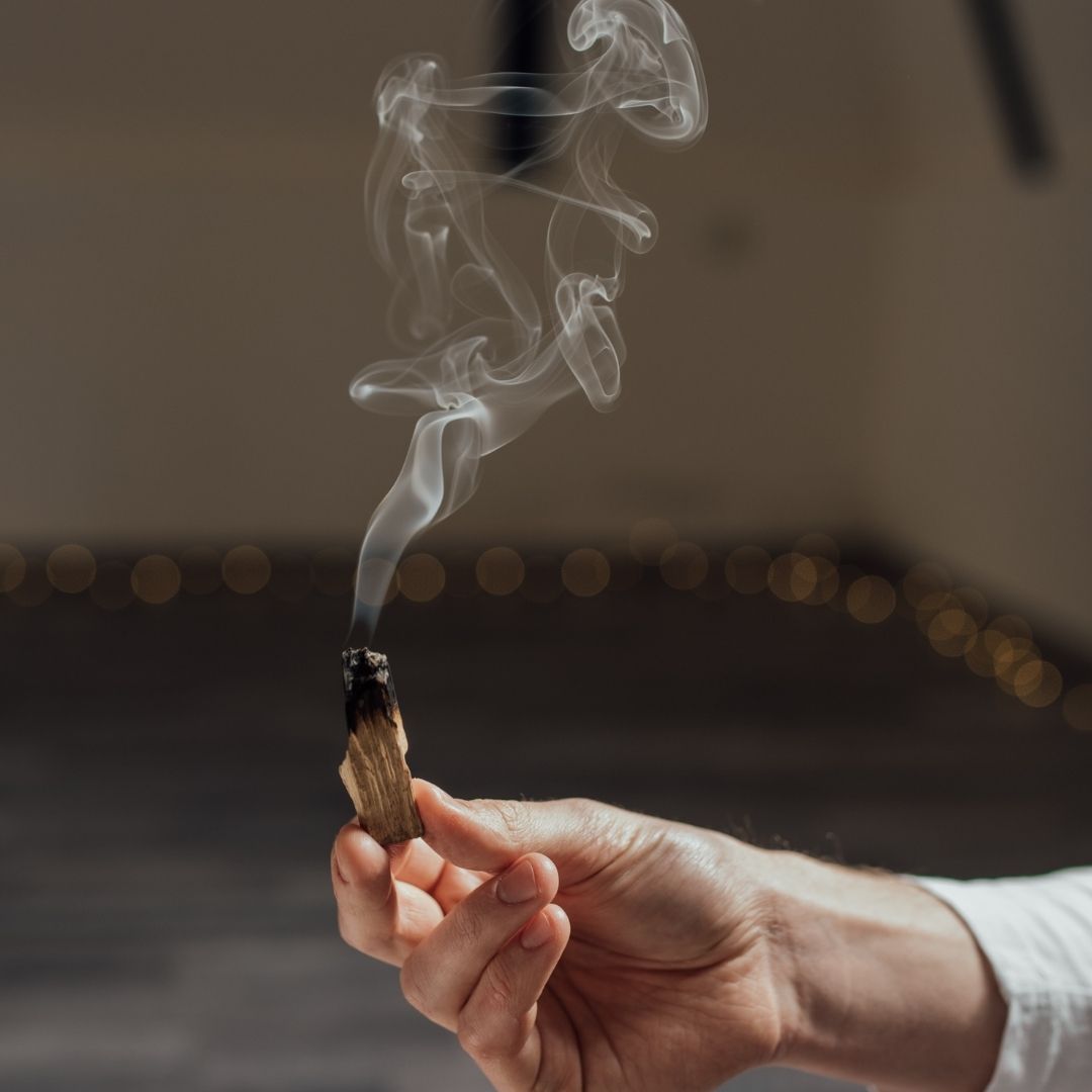 PALO SANTO AĞAÇ TÜTSÜ (Menşe Güney Amerika)