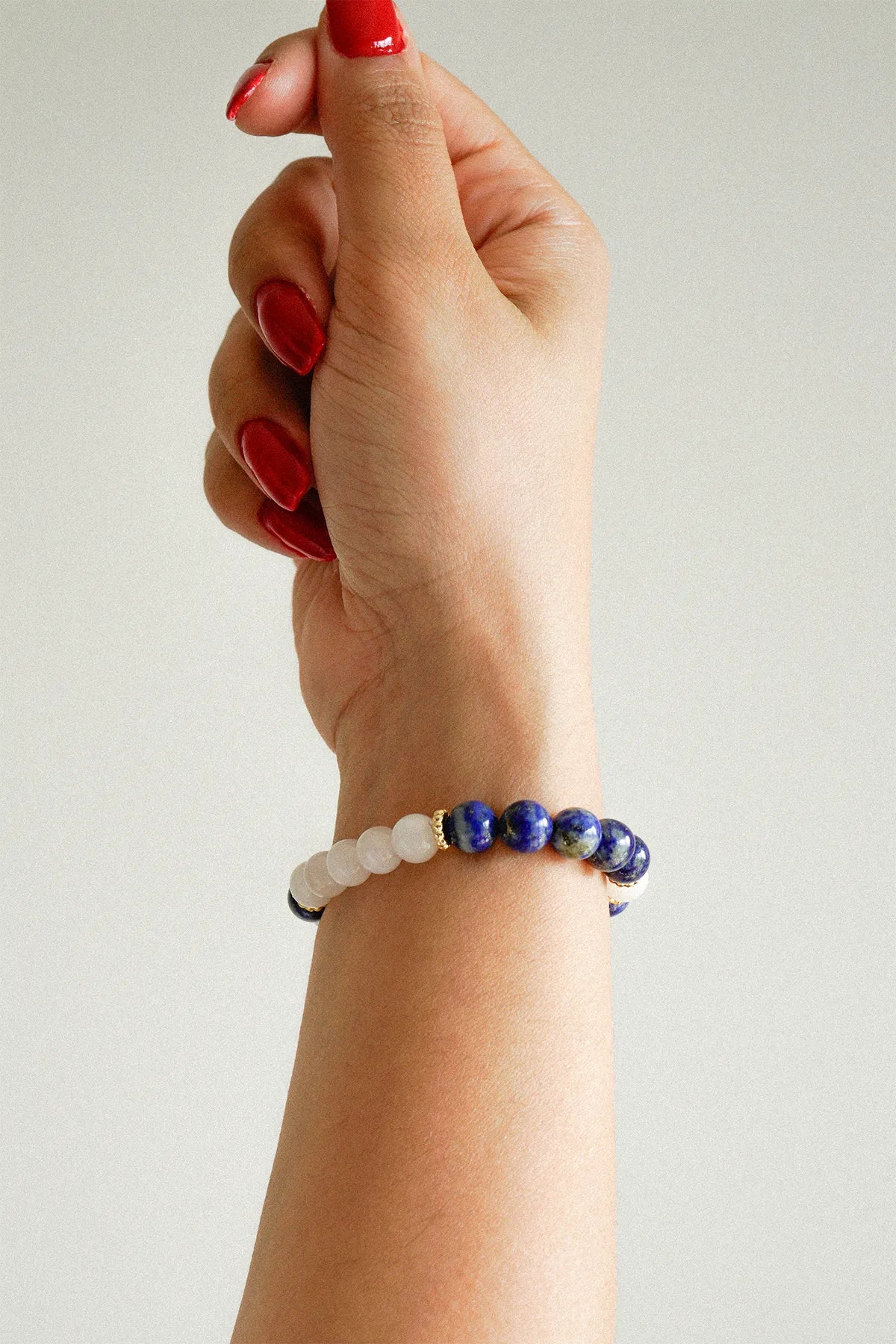 Lapis Lazuli & Ay Taşı Doğal Taş Bileklik | Dişil Enerji, Nazar ve Özgüven Enerjisi