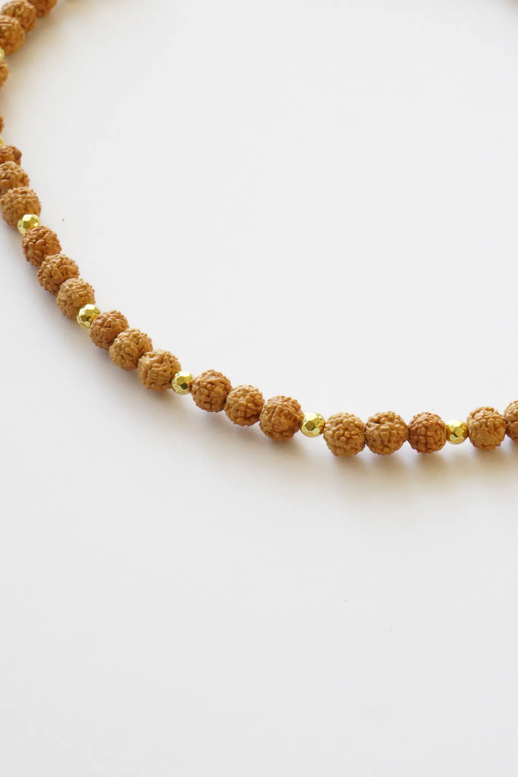 Rudraksha Doğal Taş Kolye (Manevi Koruma ve Meditasyon)