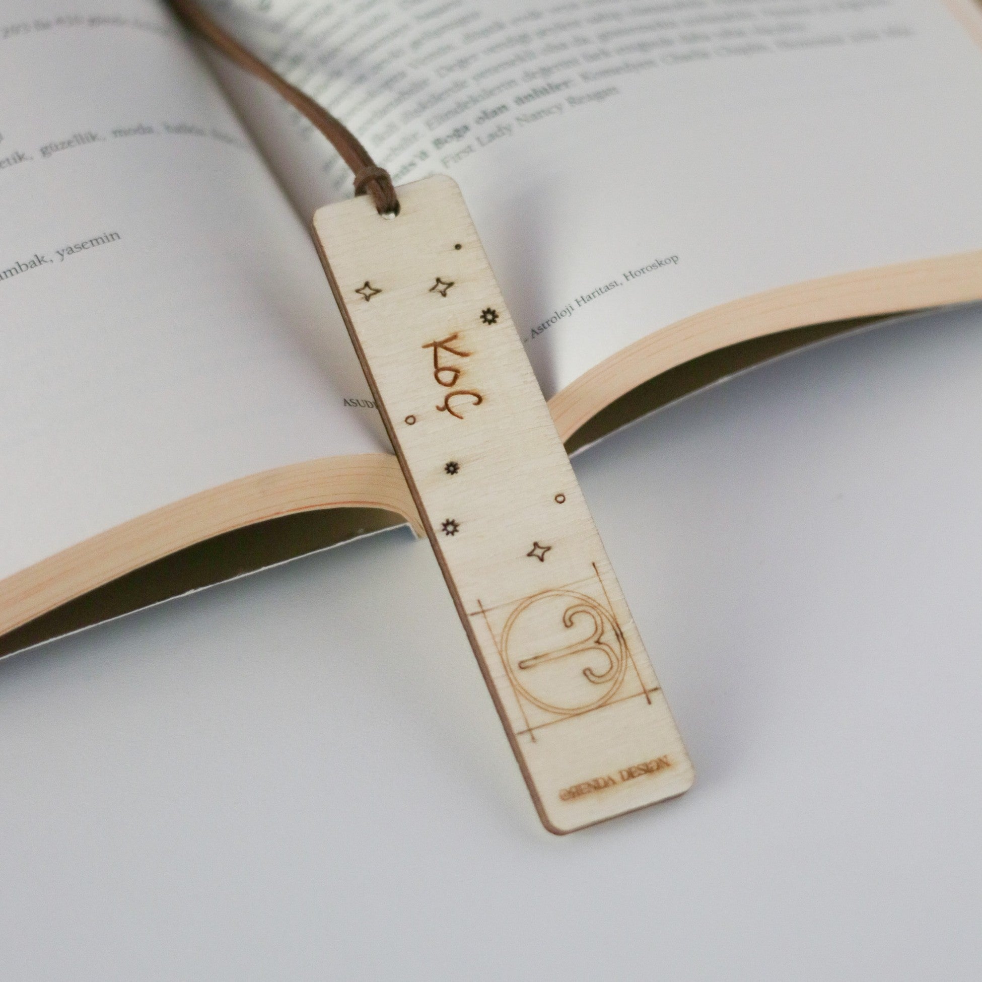 12 Burç Kitap Ayracı