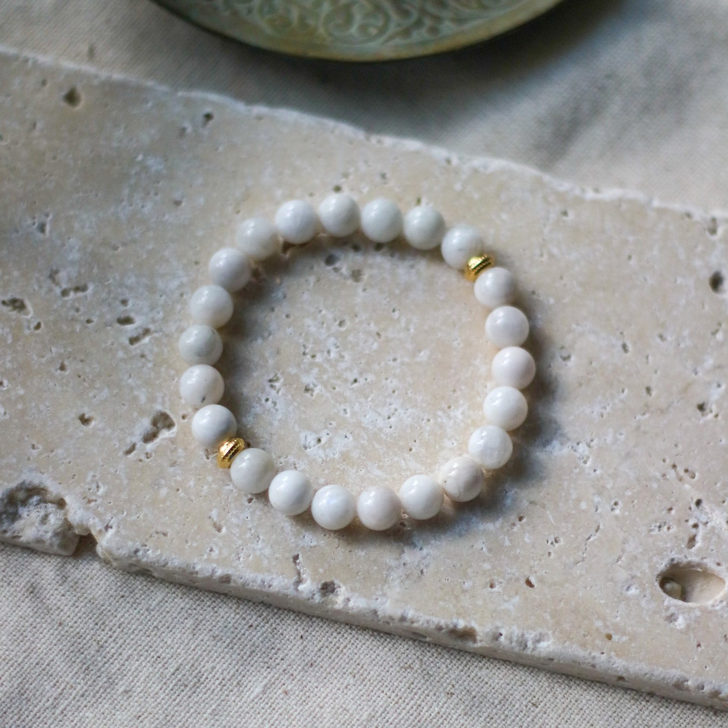 Moonstone Natural Stone Bracelet (Inner Power and Balance)