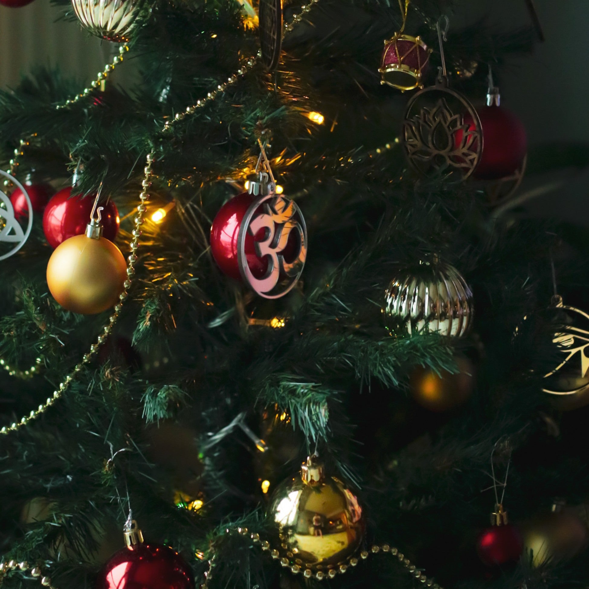 Christmas Tree Ornament Set of 12