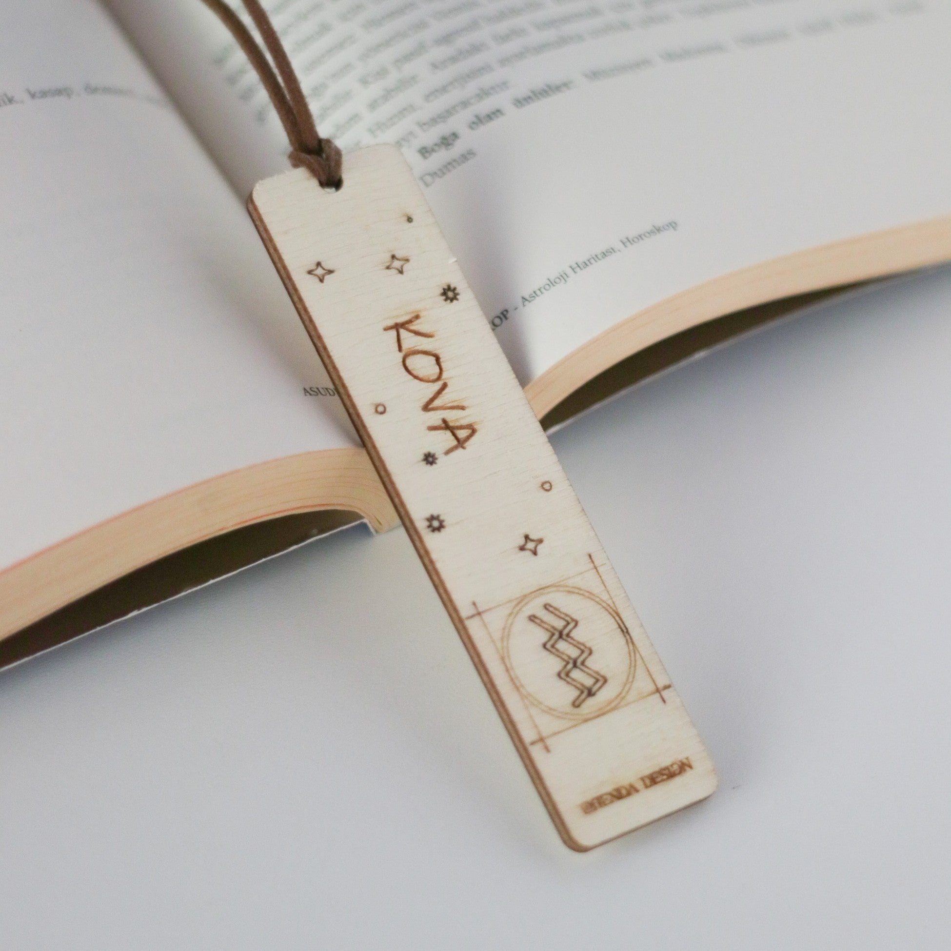 12 Burç Kitap Ayracı