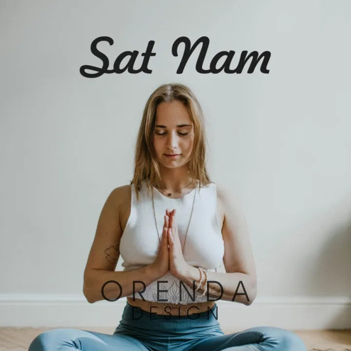 “Sat Nam” Ahşap Duvar Yazısı