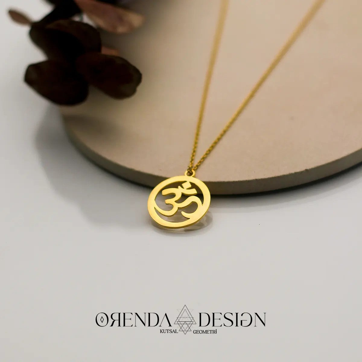 OM (AUM) Kolye - Gold