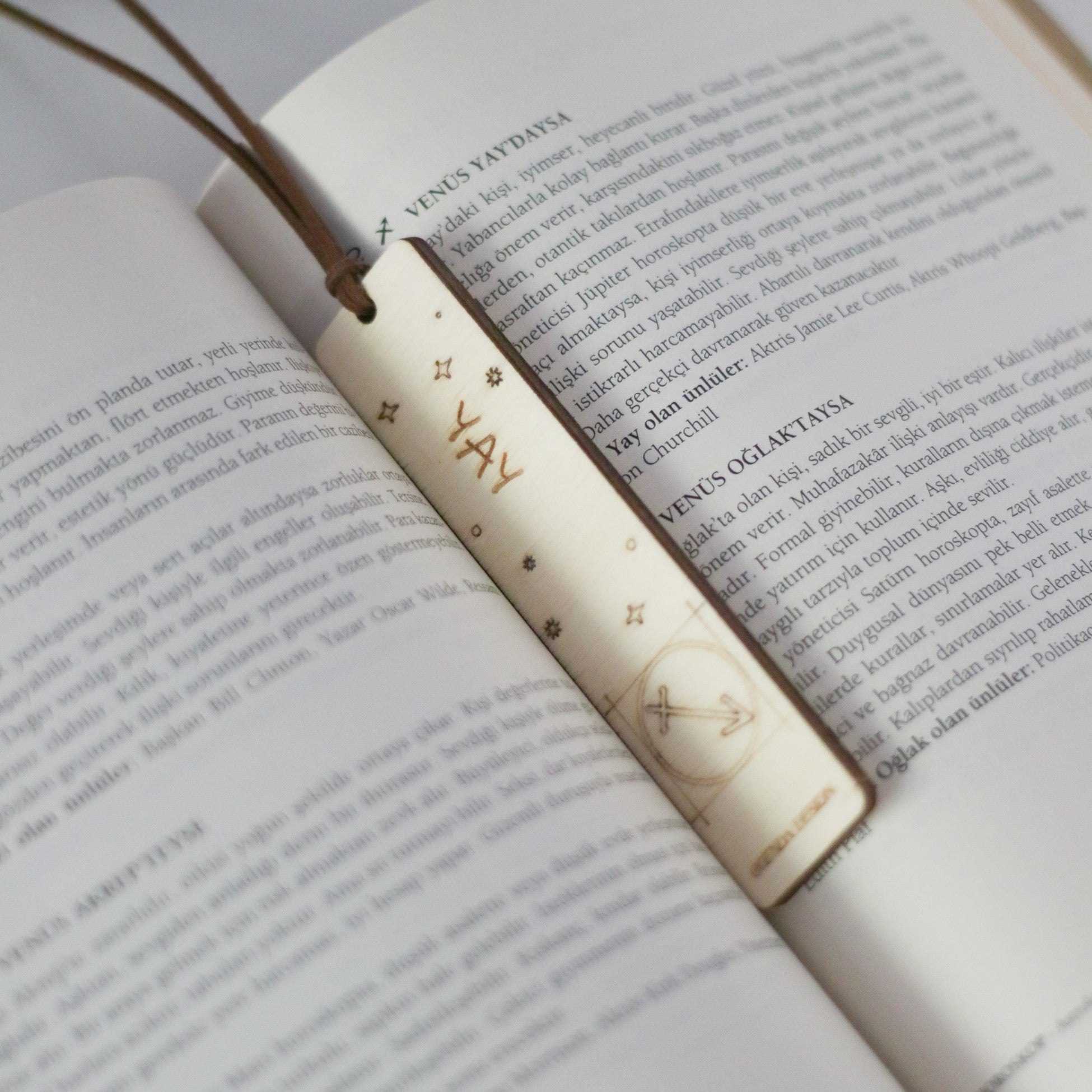 12 Burç Kitap Ayracı